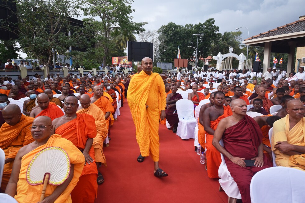 Buddhist monks rally in Sri Lanka to pressure the government for a wider role in affairs of state