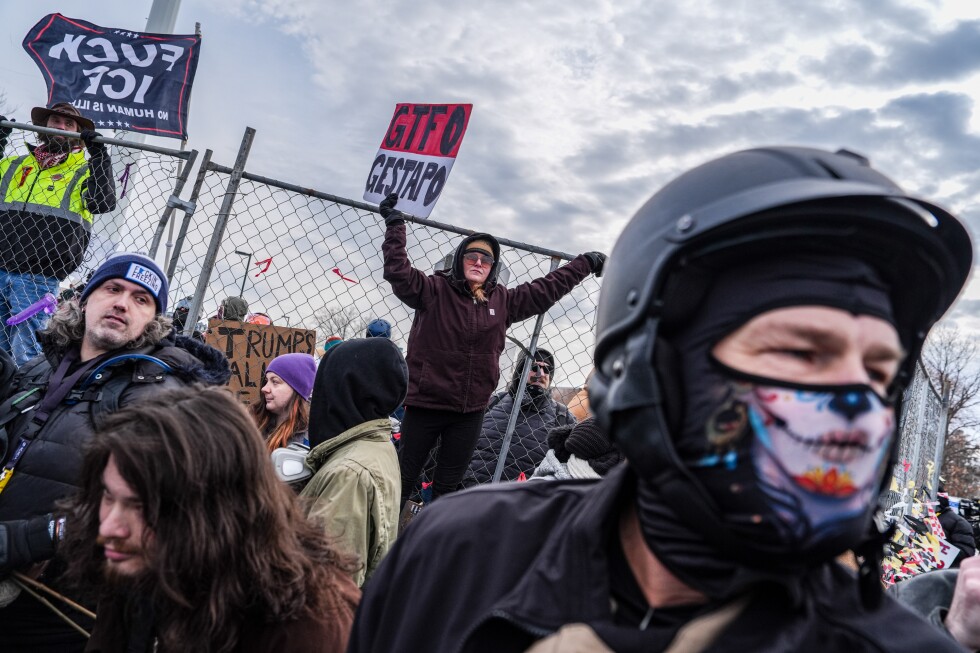A judge orders DHS to give Minnesota detainees swift access to lawyers before transfers