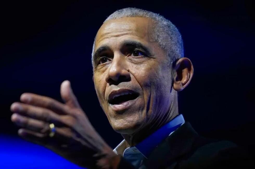 Obama shuts down alien buzz and says there’s no evidence they’ve made contact