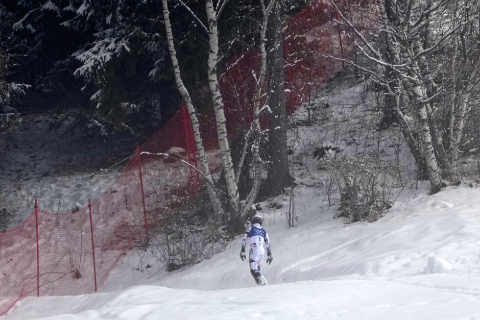 Olympic meltdown: Norway’s Atle Lie McGrath loses gold medal in slalom, then control of emotions