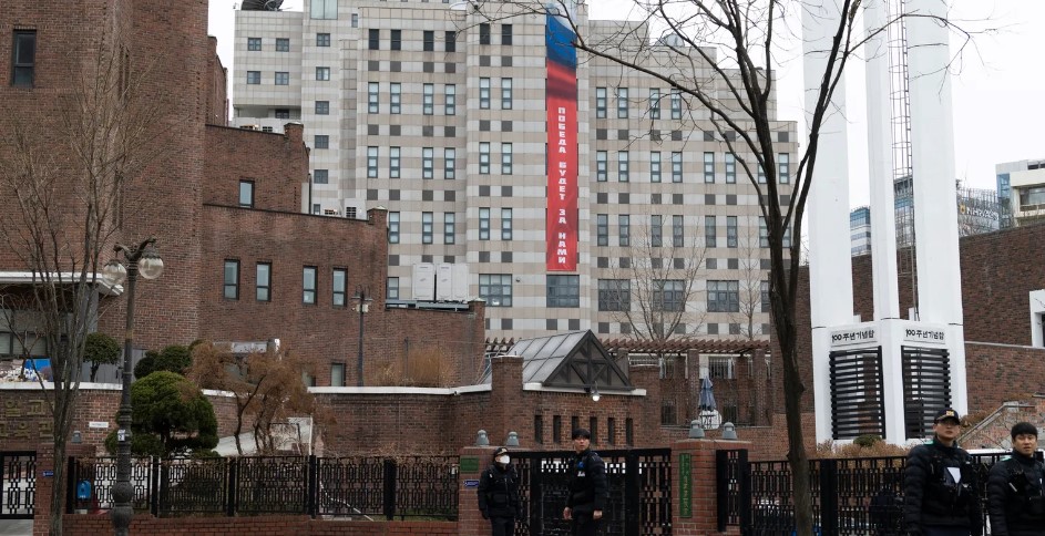 Russia Takes Down “Victory Will Be Ours” Banner from Seoul Embassy Following South Korean Protests