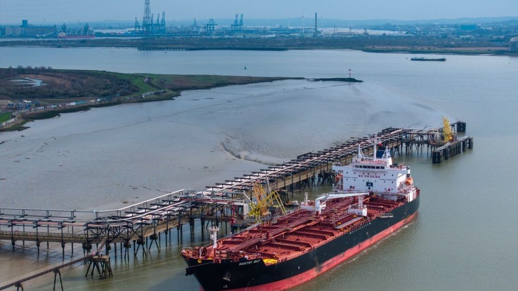 US Naval Convoy Protection Plan for Oil Tankers: An Operational Overview