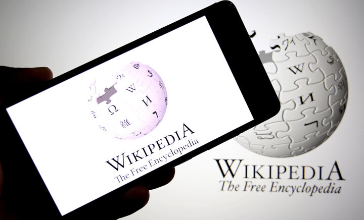 Investigation Reveals Propaganda and Bias in Arabic Wikipedia Content