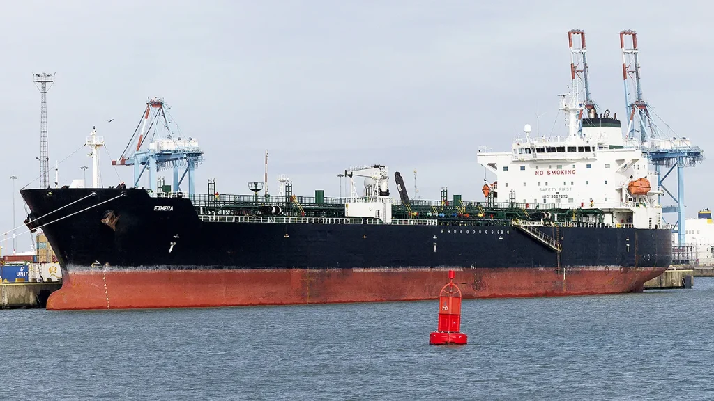 Iran’s Strait Shutdown Threatens Russia’s War Funding and China’s Oil Supply