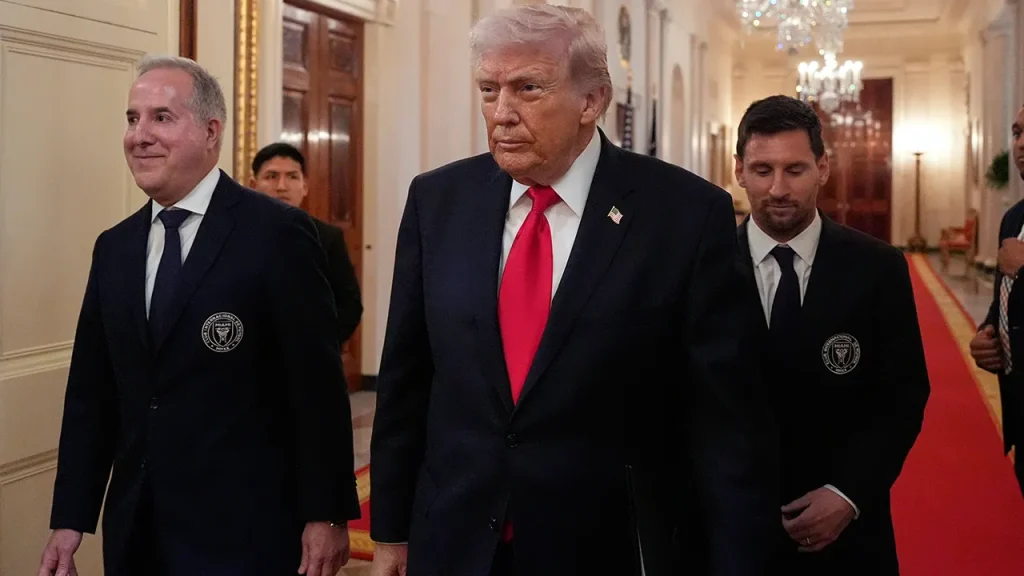 Trump Urges Defense Industry to Increase Weapons Production Amid Iran Conflict