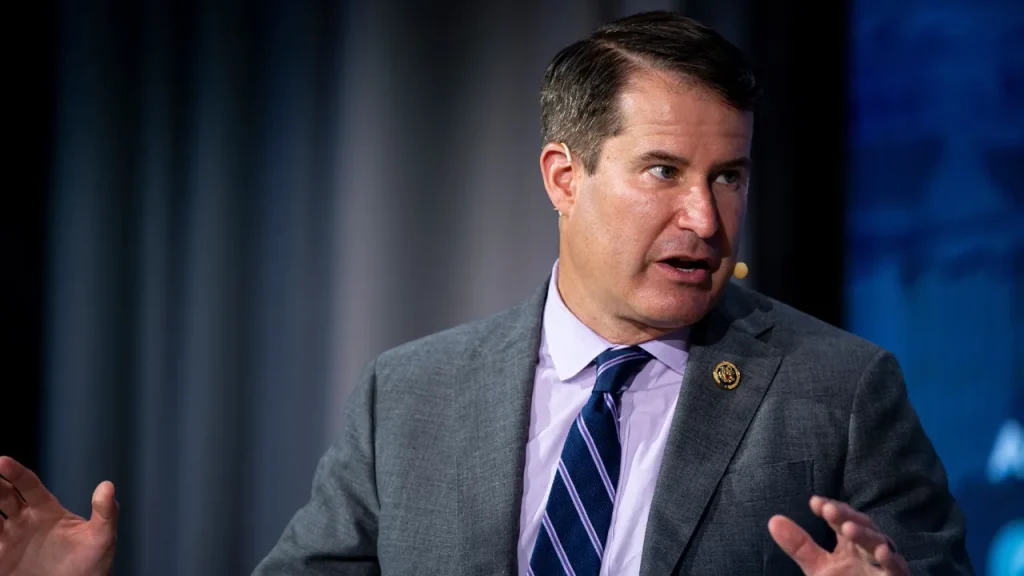 Democratic Lawmaker’s Undocumented SOTU Guest Linked to Police Records Dispute, Report Says