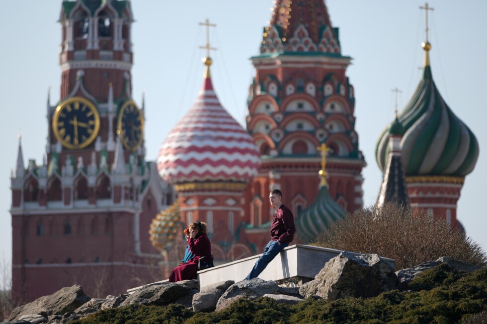 Russia expels British diplomat over spying accusations as tensions rise