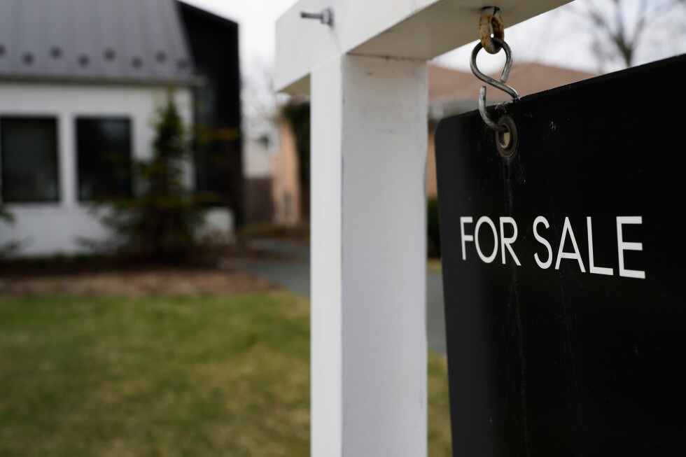 Mortgage rates jump to a 6-month high, squeezing spring homebuyers