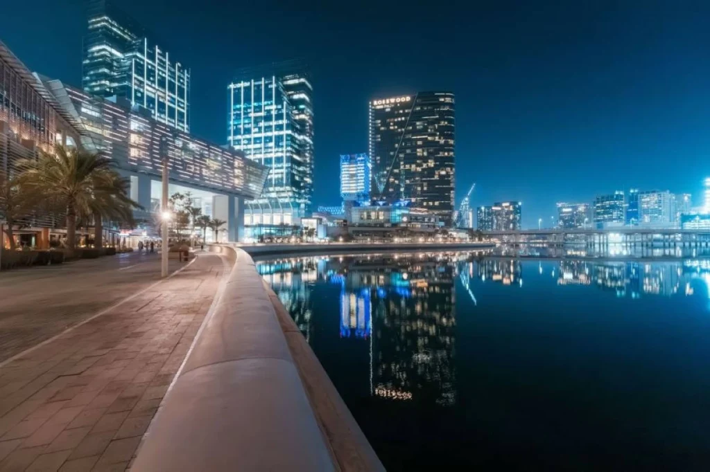 Abu Dhabi Police Arrest 375 Individuals for Spreading Misinformation