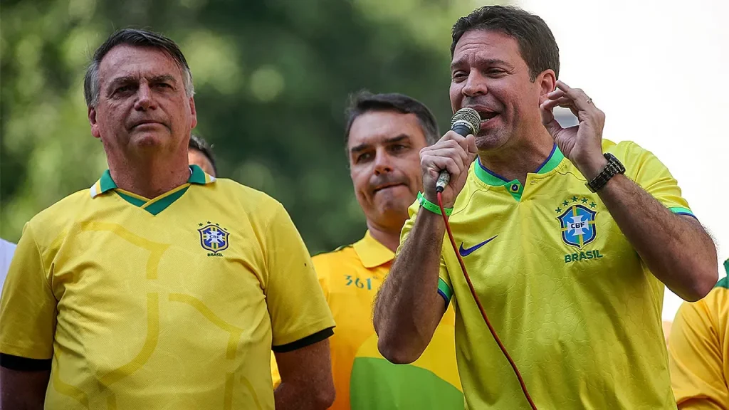 Brazilian Ex-Spy Chief Convicted in Coup Plot Detained by ICE in Florida