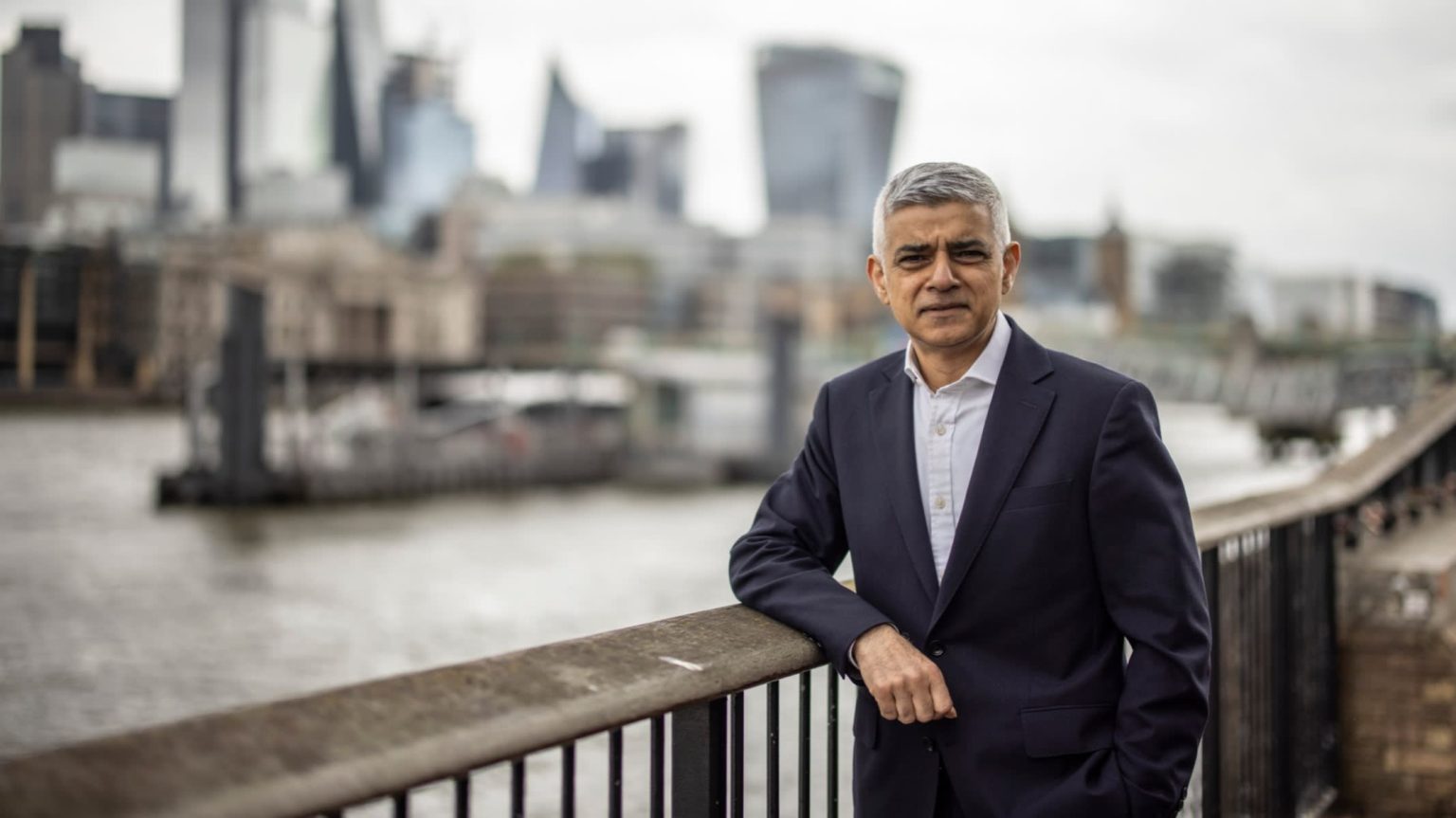London Mayor Criticizes Social Media Companies for Spreading Disinformation