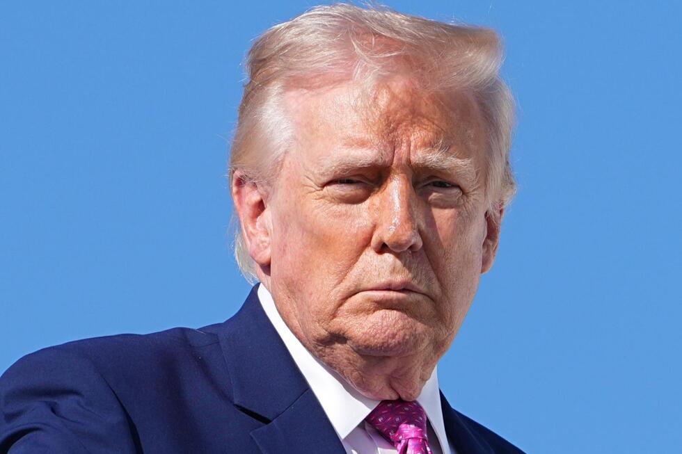 Ahead of talks, Trump confident the Strait of Hormuz will open ‘with or without’ Iran’s cooperation