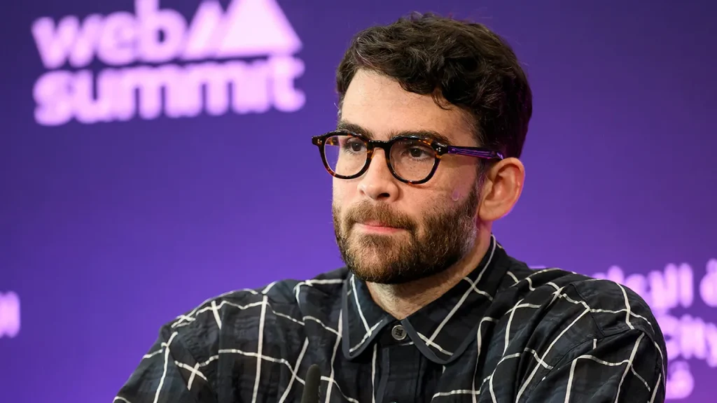 Streamer Predicts ‘Inevitable’ Revolution Amid Democratic Outrage Over Virginia Court Ruling